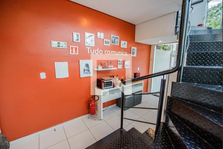 Sala/Cozinha de casa para alugar com 1 quarto, 61m² em Parque Senhor do Bonfim, Taubaté