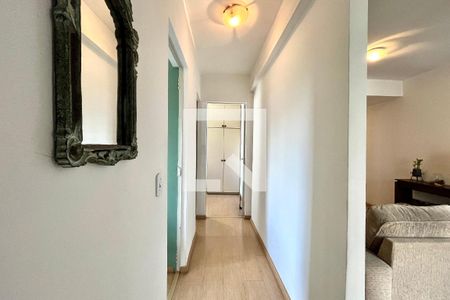 Corredor de apartamento à venda com 3 quartos, 70m² em Vila Guarani (zona Sul), São Paulo