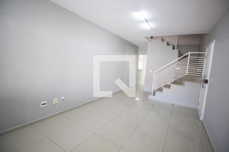 Sala de casa à venda com 3 quartos, 160m² em Jardim Colombo, São Paulo
