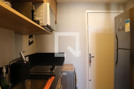 Sala/Cozinha de kitnet/studio para alugar com 1 quarto, 24m² em Água Branca, São Paulo