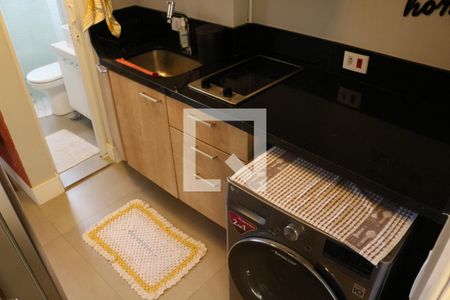 Sala/Cozinha de kitnet/studio para alugar com 1 quarto, 24m² em Água Branca, São Paulo
