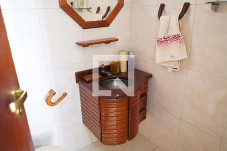 Lavabo de casa à venda com 5 quartos, 250m² em Vila Gomes Cardim, São Paulo