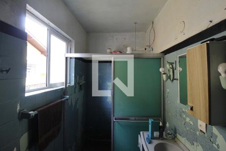 Banheiro de casa à venda com 2 quartos, 167m² em Jardim Itu, Porto Alegre