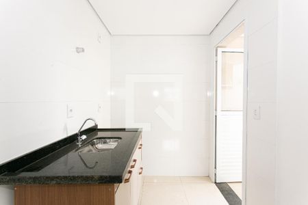 Cozinha de apartamento para alugar com 2 quartos, 38m² em Vila Centenario, São Paulo