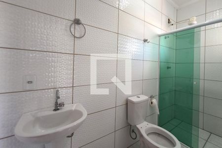 Banheiro de casa para alugar com 1 quarto, 50m² em Residencial Cosmos, Campinas