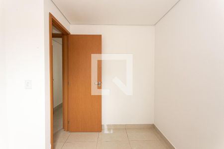 Quarto 2 de apartamento para alugar com 2 quartos, 38m² em Vila Centenario, São Paulo