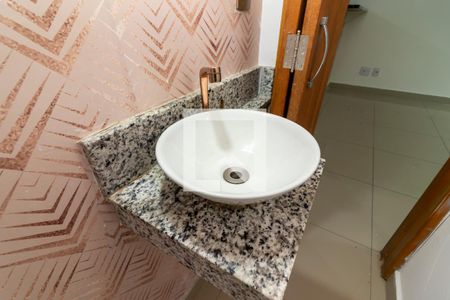 Lavabo de casa de condomínio para alugar com 2 quartos, 90m² em Lauzane Paulista, São Paulo
