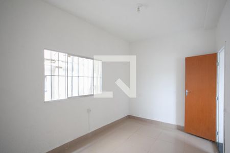 Suíte de apartamento para alugar com 2 quartos, 55m² em Glória, Belo Horizonte