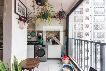 Varanda  de apartamento à venda com 2 quartos, 47m² em Vila Yolanda, Osasco