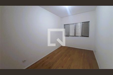 Casa à venda com 4 quartos, 243m² em Jardim Petropolis, São Paulo