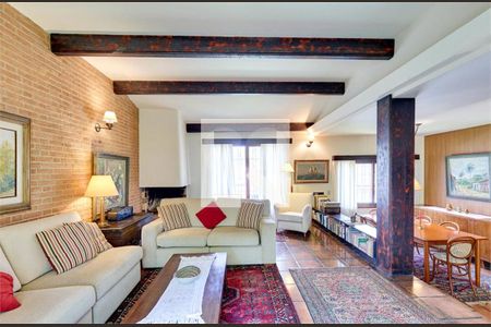 Casa à venda com 3 quartos, 185m² em Jardim Petropolis, São Paulo