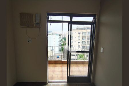 Sala de apartamento à venda com 2 quartos, 92m² em Freguesia (jacarepaguá), Rio de Janeiro