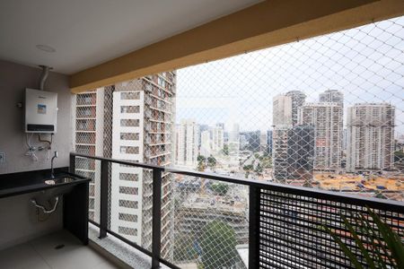 Varanda de kitnet/studio para alugar com 1 quarto, 27m² em Jardim das Acacias, São Paulo
