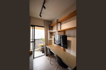 Sala de kitnet/studio para alugar com 1 quarto, 27m² em Jardim das Acacias, São Paulo