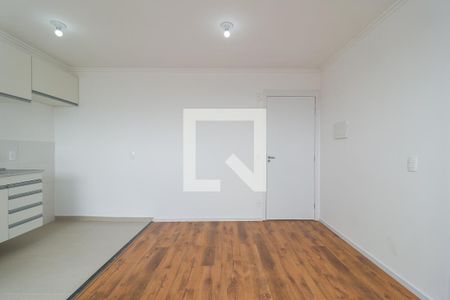 Sala/Cozinha de apartamento para alugar com 2 quartos, 42m² em Jardim Maria Duarte, São Paulo