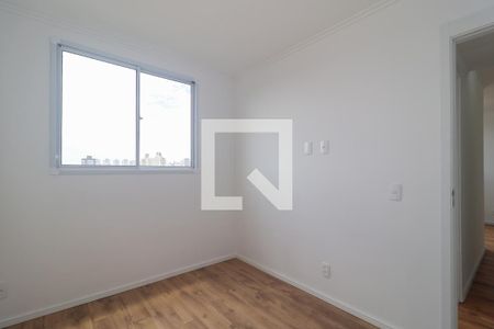 Quarto 1 de apartamento para alugar com 2 quartos, 42m² em Jardim Maria Duarte, São Paulo