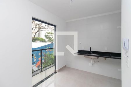 Cozinha e Área de Serviço de apartamento para alugar com 2 quartos, 46m² em Carandiru, São Paulo