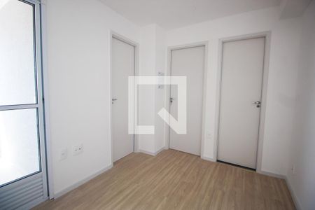 Sala e Cozinha de apartamento para alugar com 2 quartos, 36m² em Vila Plana, São Paulo