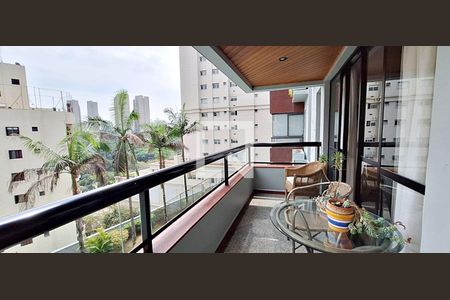 Varanda da Sala de apartamento para alugar com 4 quartos, 156m² em Vila Suzana, São Paulo