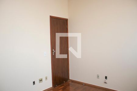 Quarto 1 de apartamento para alugar com 3 quartos, 93m² em Santo Antônio, Belo Horizonte