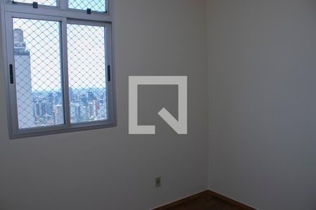 Quarto 2 de apartamento para alugar com 3 quartos, 93m² em Santo Antônio, Belo Horizonte