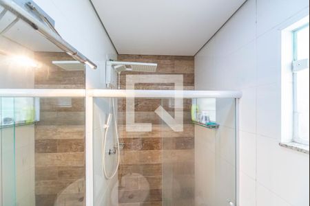 Banheiro  de apartamento à venda com 2 quartos, 90m² em Vila Linda, Santo André