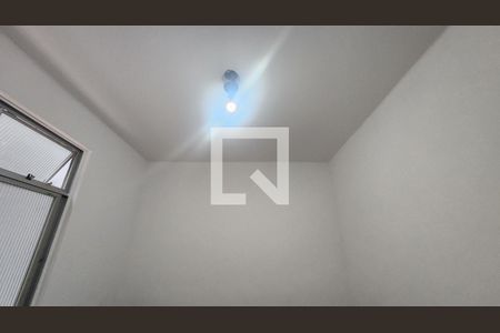 Quarto 2 de apartamento para alugar com 2 quartos, 67m² em Matatu, Salvador