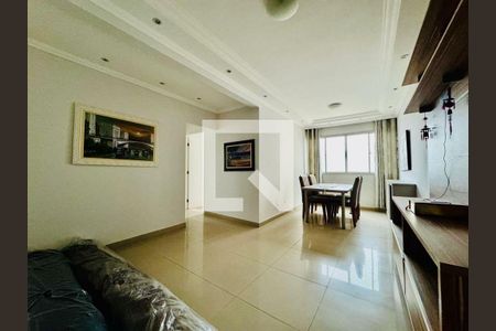 Apartamento à venda com 3 quartos, 65m² em Vila Sao Paulo, São Paulo