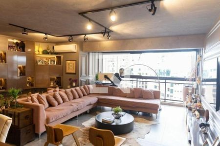 Apartamento à venda com 3 quartos, 120m² em Indianópolis, São Paulo