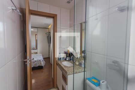 Banheiro da Suíte de apartamento para alugar com 4 quartos, 155m² em Ipiranga, Belo Horizonte