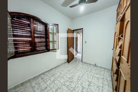 Quarto 1 de casa para alugar com 4 quartos, 180m² em Olaria, Rio de Janeiro