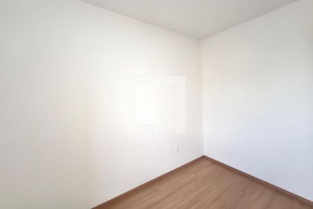 Quarto 2 de apartamento para alugar com 2 quartos, 44m² em Vila Satúrnia, Campinas