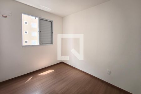 Quarto 2 de apartamento para alugar com 2 quartos, 44m² em Vila Satúrnia, Campinas