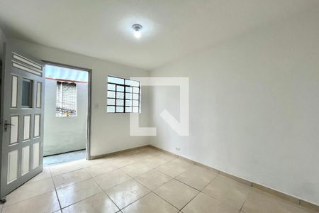 Sala de casa para alugar com 2 quartos, 80m² em Americanópolis, São Paulo