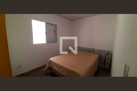 Quarto 1 de casa para alugar com 2 quartos, 65m² em Metalúrgicos, Osasco