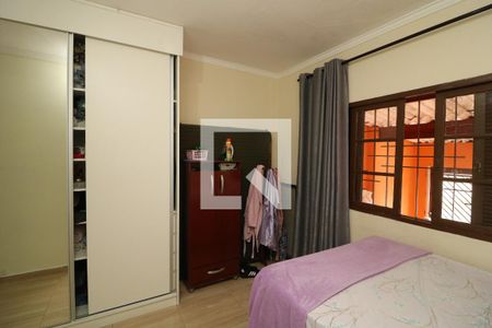 Suíte de casa à venda com 2 quartos, 150m² em Jardim Tango, São Paulo