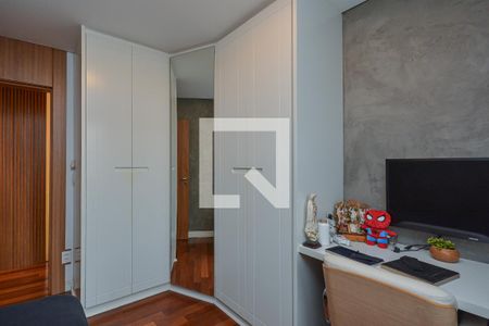 Quarto 1 de casa à venda com 3 quartos, 200m² em Vila Sofia, São Paulo