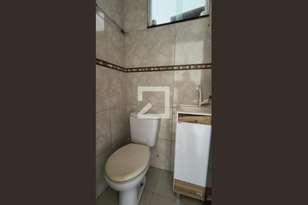 Lavabo de apartamento para alugar com 2 quartos, 70m² em Recreio dos Bandeirantes, Rio de Janeiro