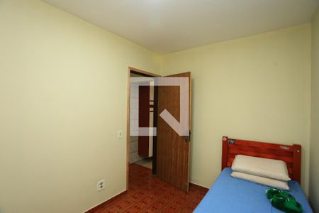 Quarto 2 de casa para alugar com 2 quartos, 60m² em Jardim Helga, São Paulo