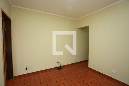 Sala de casa para alugar com 2 quartos, 60m² em Jardim Helga, São Paulo