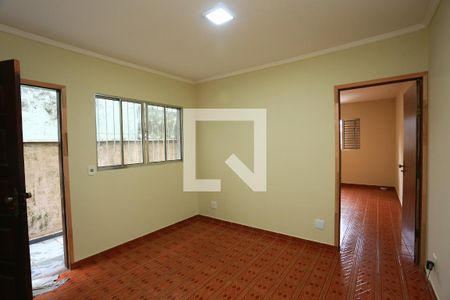 sala  de casa para alugar com 2 quartos, 60m² em Jardim Helga, São Paulo