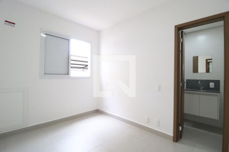 Quarto 2 - Suíte de apartamento para alugar com 2 quartos, 55m² em Jaraguá, Uberlândia