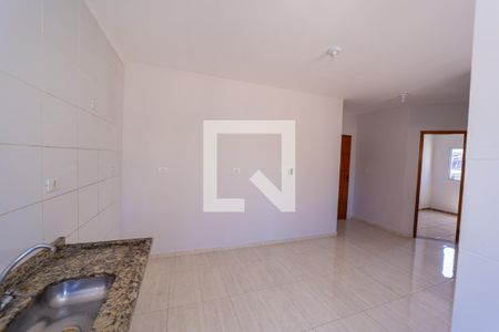 Cozinha de apartamento para alugar com 2 quartos, 50m² em Parque Boturussu, São Paulo
