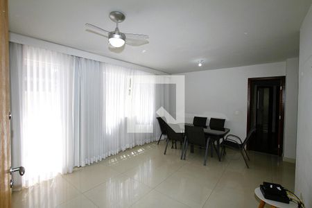 Sala de apartamento para alugar com 3 quartos, 114m² em Cruzeiro, Belo Horizonte