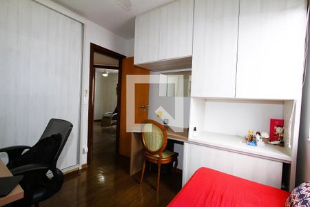 Quarto 1 de apartamento para alugar com 3 quartos, 114m² em Cruzeiro, Belo Horizonte