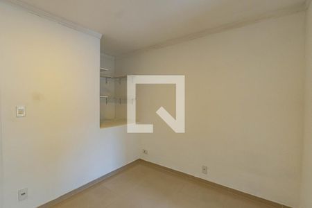 Quarto 1 de casa para alugar com 2 quartos, 80m² em Vila Gumercindo, São Paulo