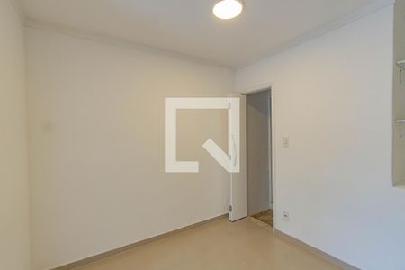 Quarto 1 de casa para alugar com 2 quartos, 80m² em Vila Gumercindo, São Paulo