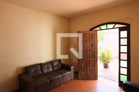 Sala de casa à venda com 2 quartos, 360m² em União, Belo Horizonte