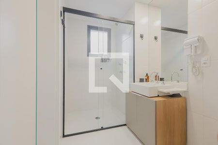 Banheiro de kitnet/studio à venda com 1 quarto, 32m² em Perdizes, São Paulo