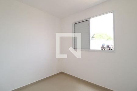 Suíte de apartamento para alugar com 2 quartos, 80m² em Jardim Holanda, Uberlândia